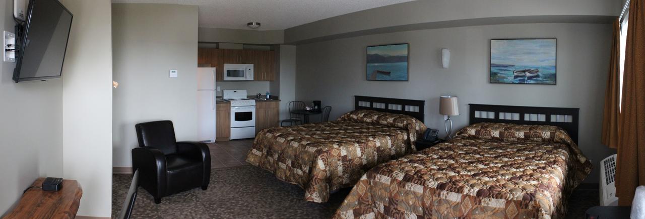 Alberta Beach Inn&Suites Bagian luar foto